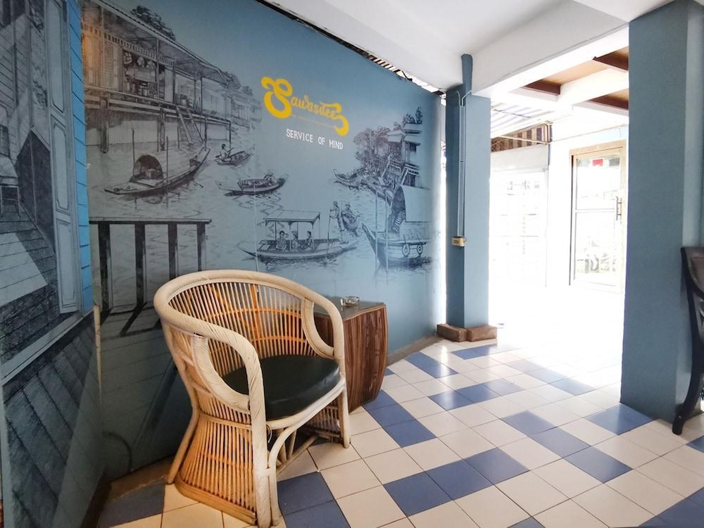 Sawasdee Khaosan Inn Bangkok Exterior photo