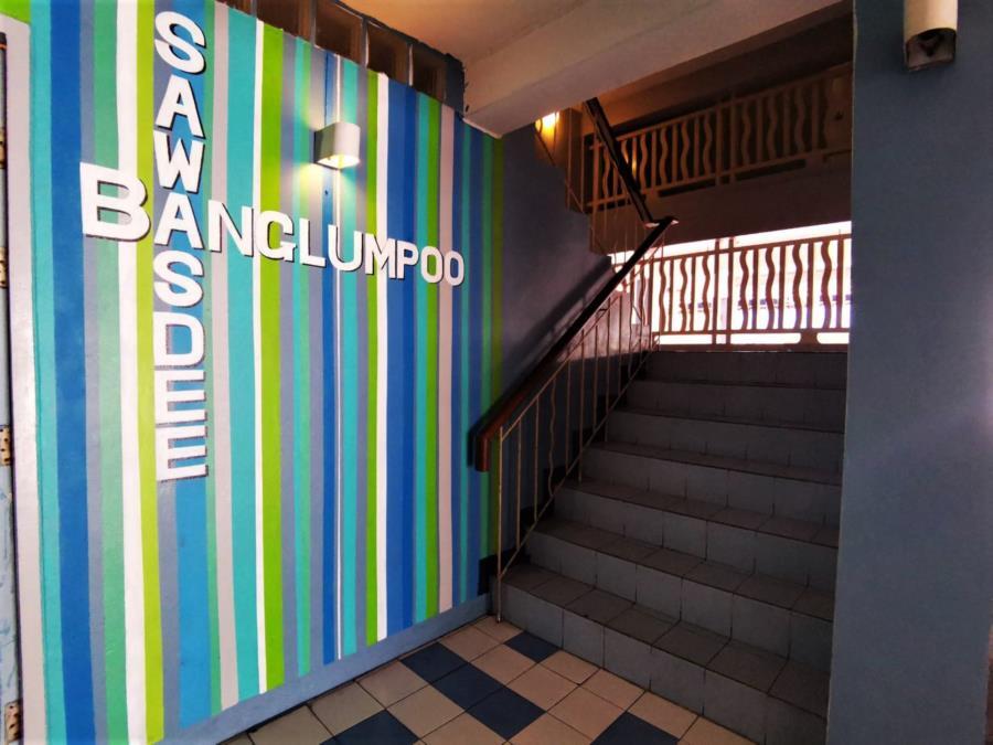 Sawasdee Khaosan Inn Bangkok Exterior photo
